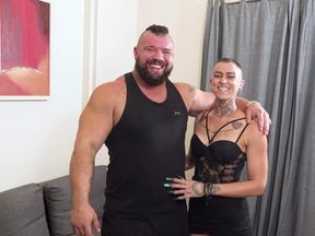 Nuestra primera porno, Somos Strongman y Harley... la pareja mas FUERTE de España!!.